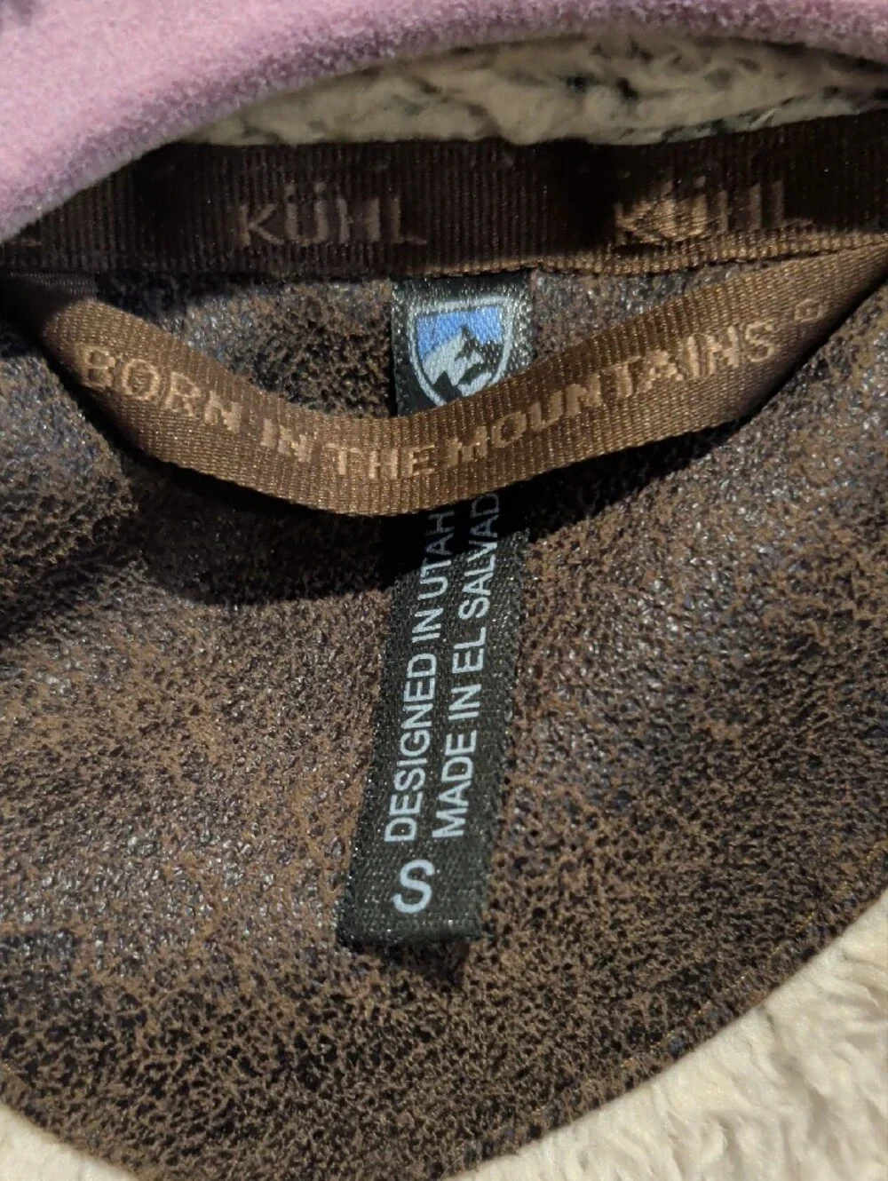 Kuhl Sherpa Zip Jacket in Beige. Great Used Condition. Size Small